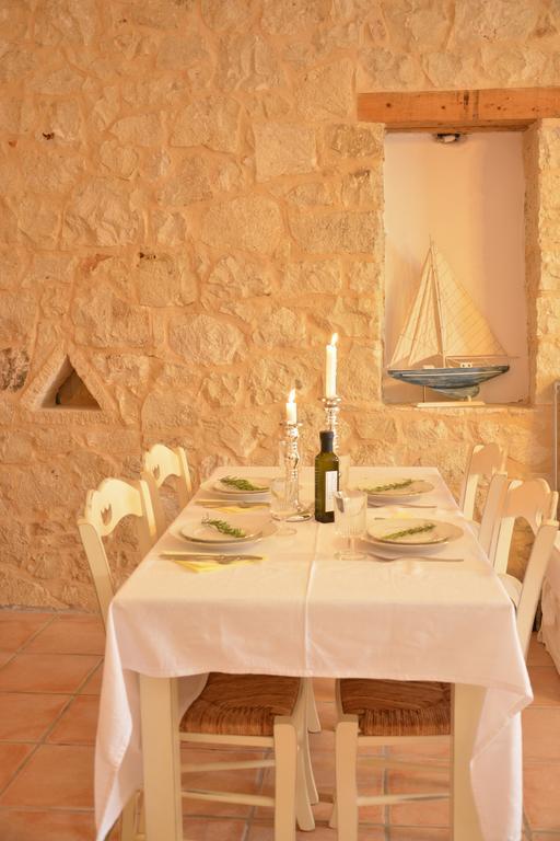 Olive Coast Suites Palekastro Exterior foto